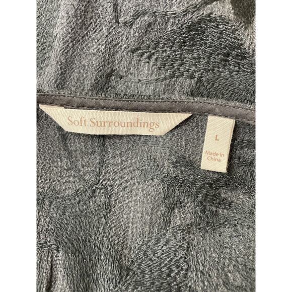 Soft Surroundings Size Large Gray Asymmetric Front Hem Embroidered Tunic - Picture 7 of 10